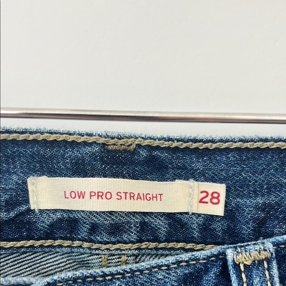 Levi Low Pro Straight Leg Jeans - Picture 5 of 9